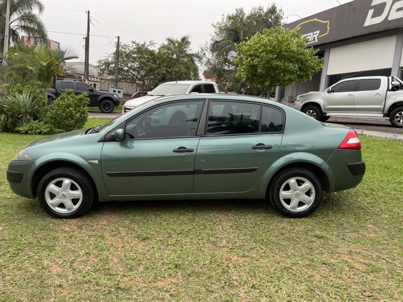 MÉGANE 1.6 EXPRESSION 16V FLEX 4P MANUAL - 2008 - BOM PRINCíPIO