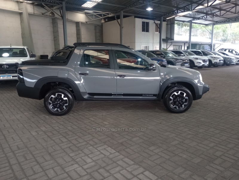 DUSTER OROCH 1.3 TCE OUTSIDER 4P FLEX AUTOMÁTICA - 2024 - CAXIAS DO SUL