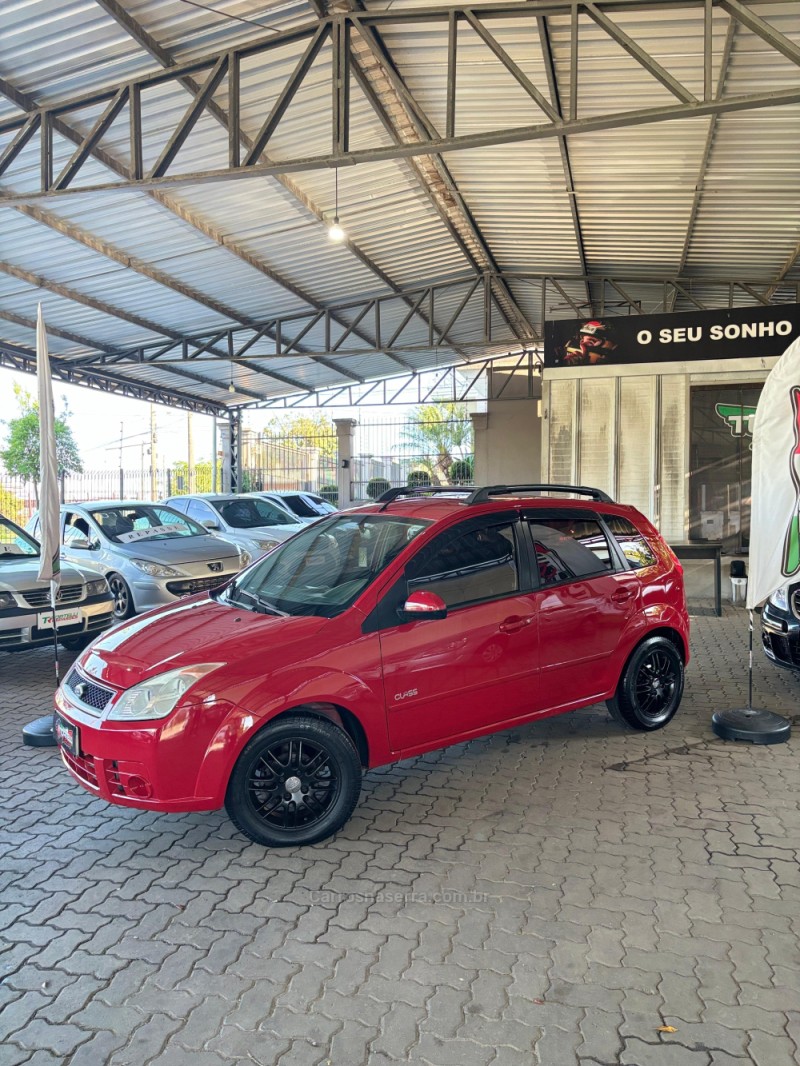 FIESTA 1.6 MPI CLASS HATCH 8V FLEX 4P MANUAL - 2009 - CAXIAS DO SUL