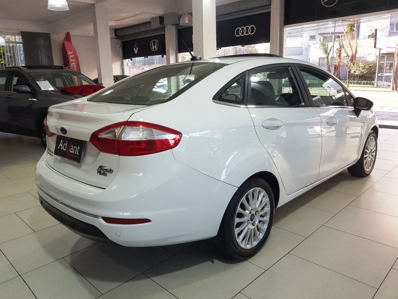 FIESTA 1.6 TITANIUM PLUS SEDAN 16V FLEX 4P AUTOMÁTICO - 2015 - CAXIAS DO SUL