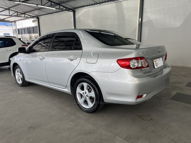 COROLLA 2.0 XEI 16V FLEX 4P AUTOMÁTICO - 2013 - CAXIAS DO SUL