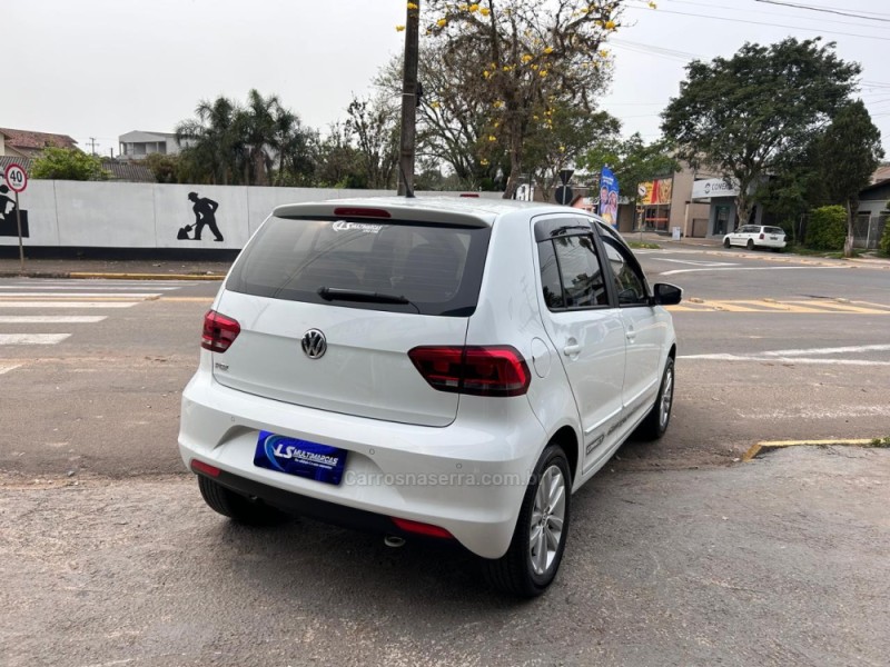 FOX 1.6 CONNECT 8V FLEX 4P MANUAL - 2019 - VENâNCIO AIRES