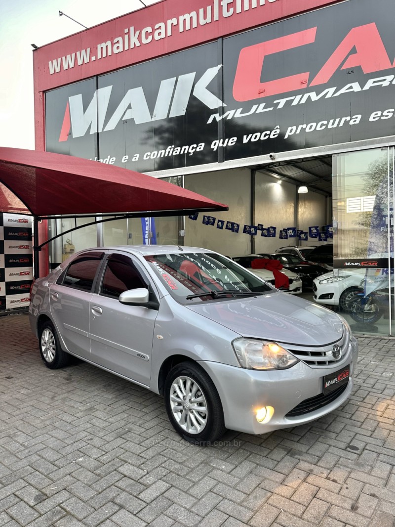 ETIOS 1.5 X SEDAN 16V FLEX 4P MANUAL - 2014 - ESTâNCIA VELHA