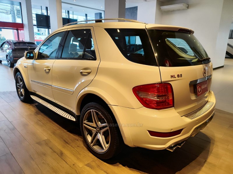 ML 63 AMG 6.2 V8 32V GASOLINA 4P AUTOMÁTICO - 2010 - ERECHIM