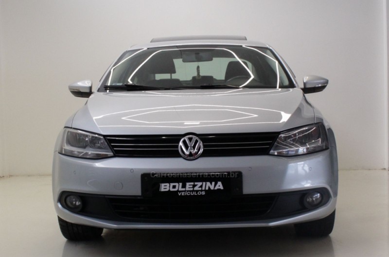 JETTA 2.0 COMFORTLINE FLEX 4P TIPTRONIC - 2013 - NOVO HAMBURGO