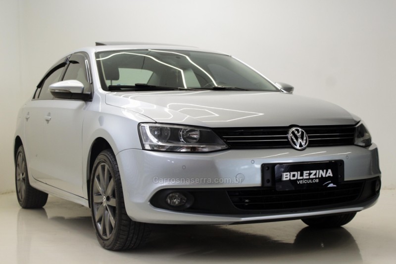 JETTA 2.0 COMFORTLINE FLEX 4P TIPTRONIC