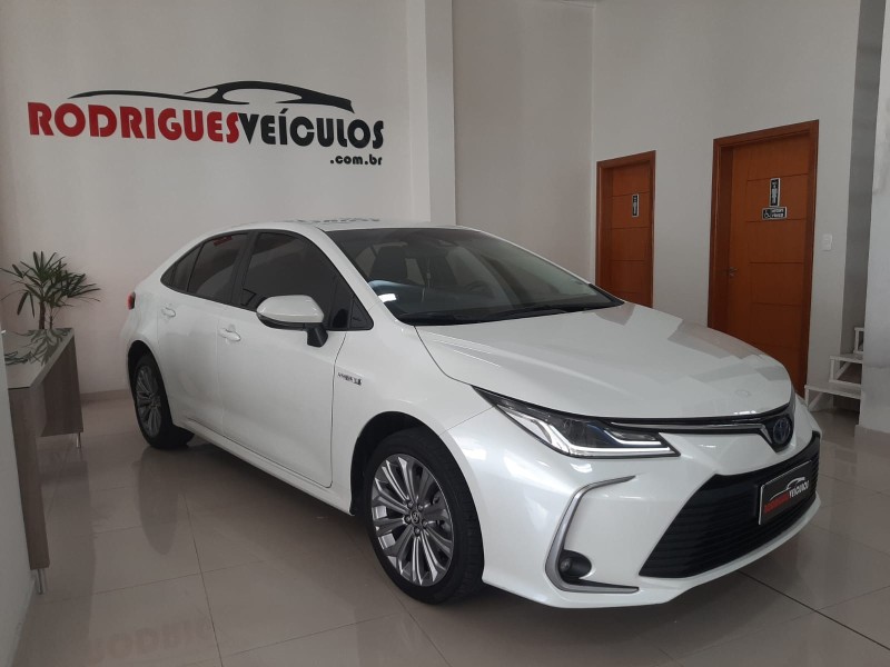 COROLLA 1.8 ALTIS 16V HÍBRIDO 4P AUTOMÁTICO - 2021 - CAXIAS DO SUL