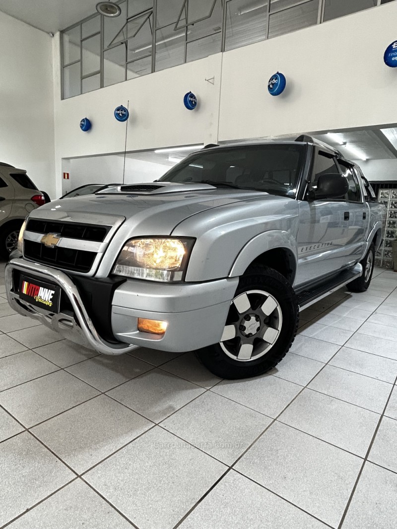 S10 2.8 EXECUTIVE 4X4 CD 12V TURBO INTERCOOLER DIESEL 4P MANUAL - 2011 - CAXIAS DO SUL