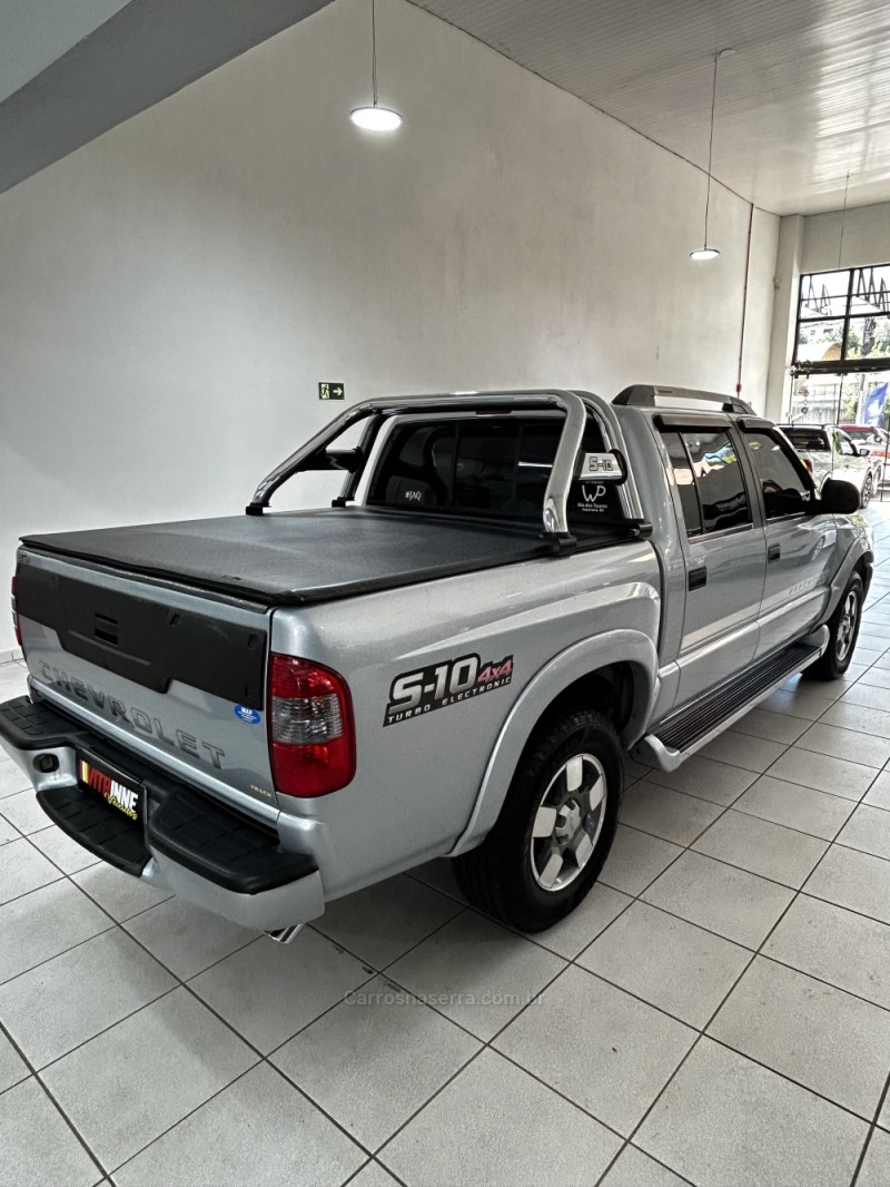 S10 2.8 EXECUTIVE 4X4 CD 12V TURBO INTERCOOLER DIESEL 4P MANUAL - 2011 - CAXIAS DO SUL