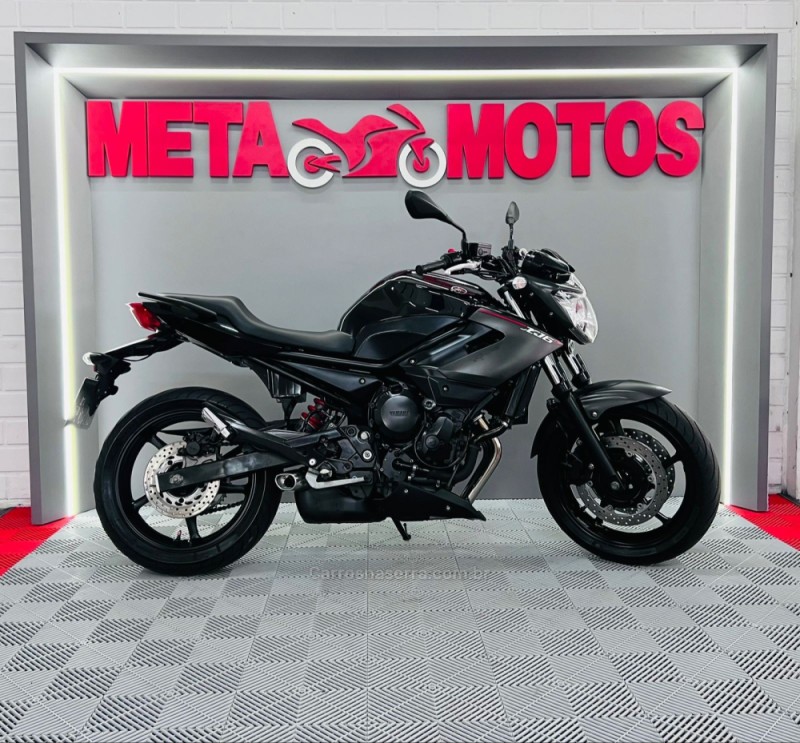 XJ6 N  - 2015 - CAMPO BOM