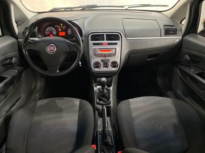 PUNTO 1.4 ATTRACTIVE ITALIA 8V FLEX 4P MANUAL - 2012 - CAXIAS DO SUL