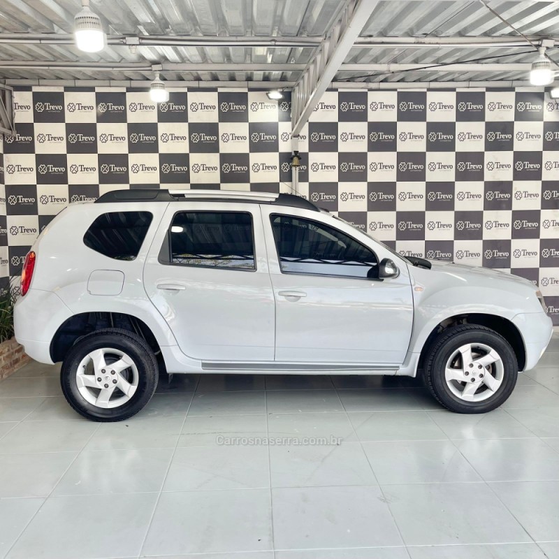 DUSTER 1.6 DYNAMIQUE 4X2 16V FLEX 4P MANUAL - 2013 - TAQUARA