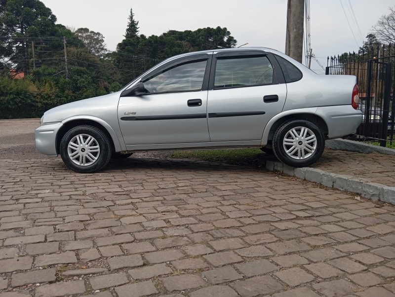 CORSA 1.0 MPFI CLASSIC SEDAN LIFE 8V FLEX 4P MANUAL - 2009 - CAXIAS DO SUL