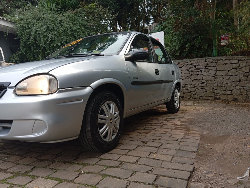 CORSA 1.0 MPFI CLASSIC SEDAN LIFE 8V FLEX 4P MANUAL - 2009 - CAXIAS DO SUL