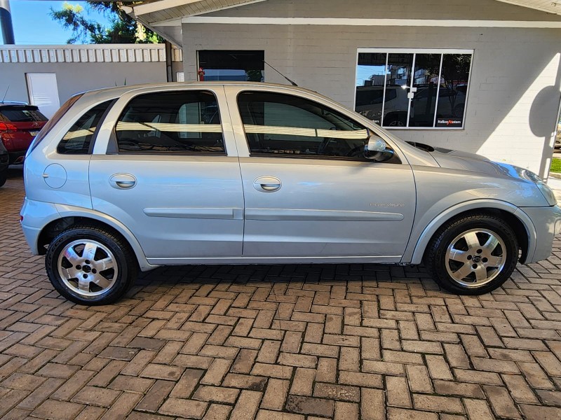 CORSA 1.4 MPFI PREMIUM 8V FLEX 4P MANUAL - 2009 - CAXIAS DO SUL