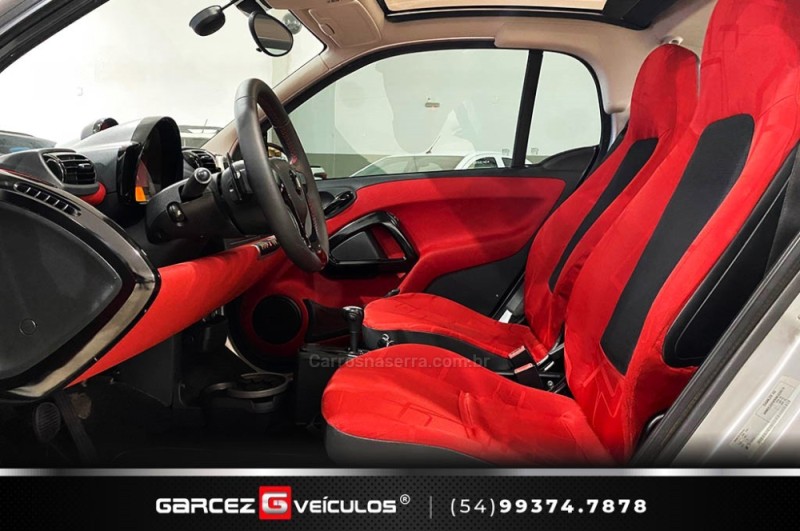 FORTWO 1.0 PASSION COUPÉ 3 CILINDROS 12V GASOLINA 2P AUTOMÁTICO - 2009 - BENTO GONçALVES