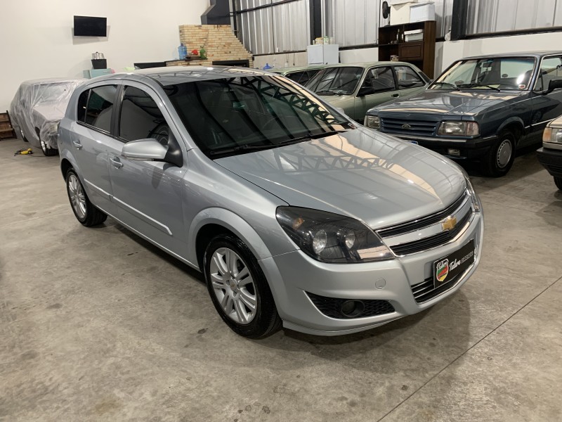 VECTRA 2.0 MPFI GT HATCH 8V FLEX 4P MANUAL - 2010 - CAXIAS DO SUL