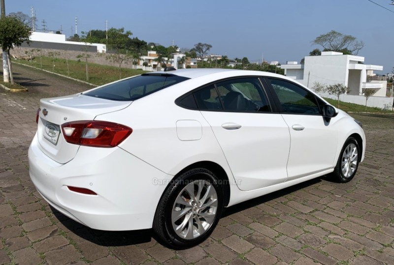 CRUZE 1.4 TURBO LT 16V FLEX 4P AUTOMÁTICO - 2018 - GUAPORé