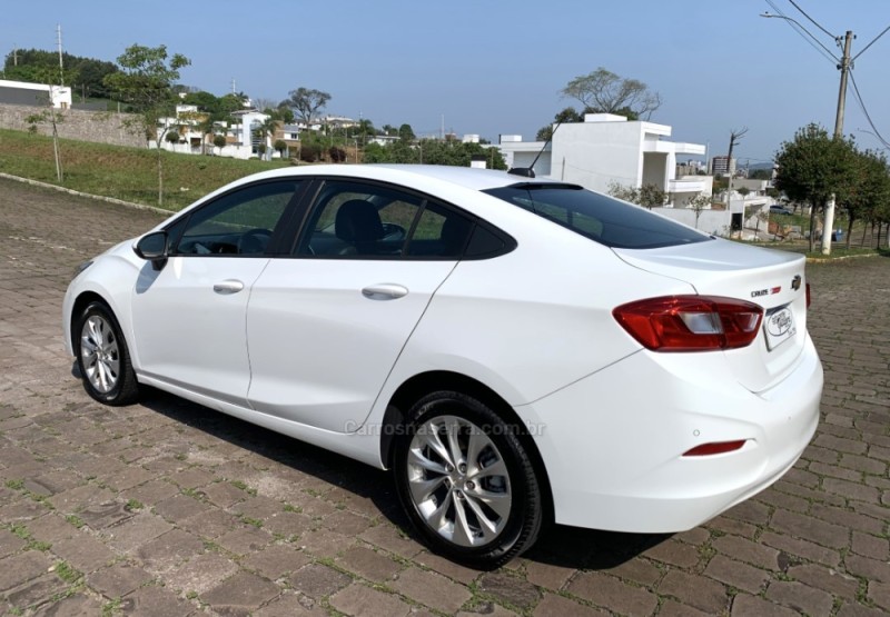 CRUZE 1.4 TURBO LT 16V FLEX 4P AUTOMÁTICO - 2018 - GUAPORé