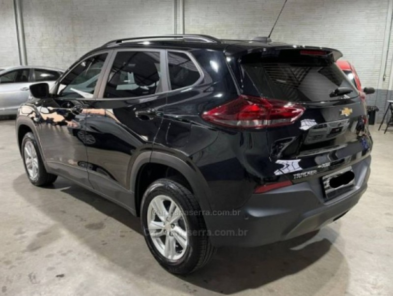 TRACKER 1.0 12V LT TURBO FLEX 4P AUTOMÁTICO - 2023 - VACARIA