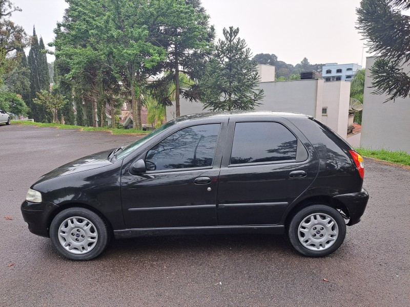 PALIO 1.6 MPI STILE 16V GASOLINA 4P MANUAL - 2001 - FARROUPILHA