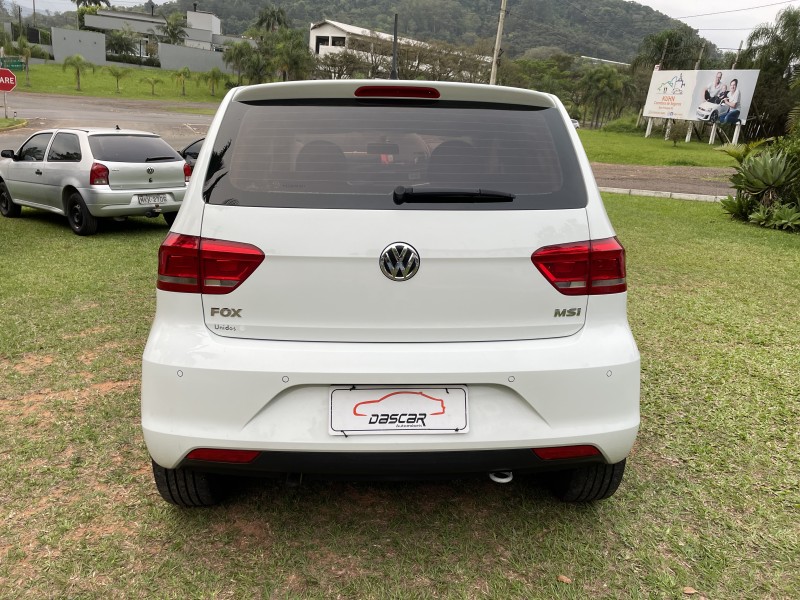 FOX 1.6 MSI TRENDLINE 8V FLEX 4P MANUAL - 2018 - BOM PRINCíPIO