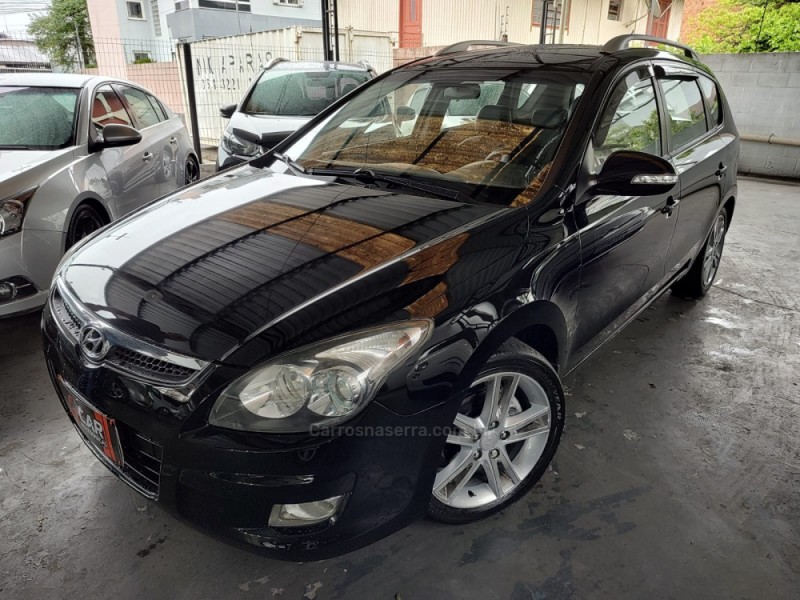 I30 CW 2.0 MPFI 16V GASOLINA 4P MANUAL - 2011 - CAXIAS DO SUL