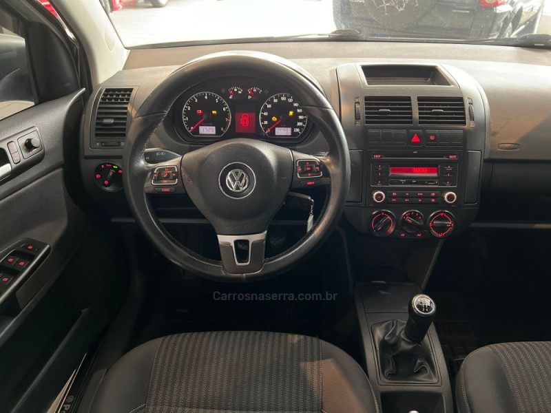 POLO 1.6 MI 8V GASOLINA 4P MANUAL - 2014 - CAXIAS DO SUL