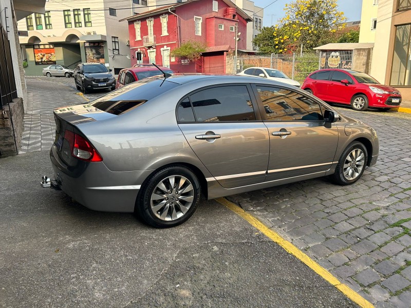 CIVIC 1.8 LXL 16V FLEX 4P AUTOMÁTICO - 2011 - GARIBALDI