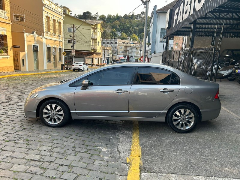 CIVIC 1.8 LXL 16V FLEX 4P AUTOMÁTICO - 2011 - GARIBALDI