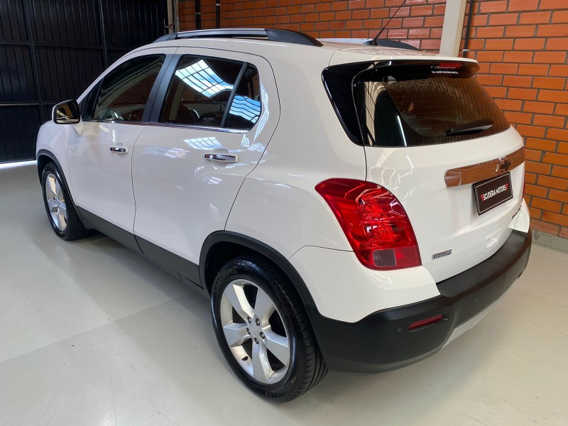 TRACKER 1.8 MPFI LTZ 4X2 16V FLEX 4P AUTOMÁTICO - 2014 - BENTO GONçALVES