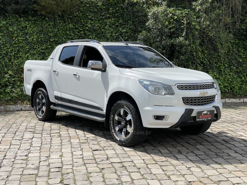 S10 2.8 HIGH COUNTRY 4X4 CD 16V TURBO DIESEL 4P AUTOMÁTICO - 2016 - FARROUPILHA