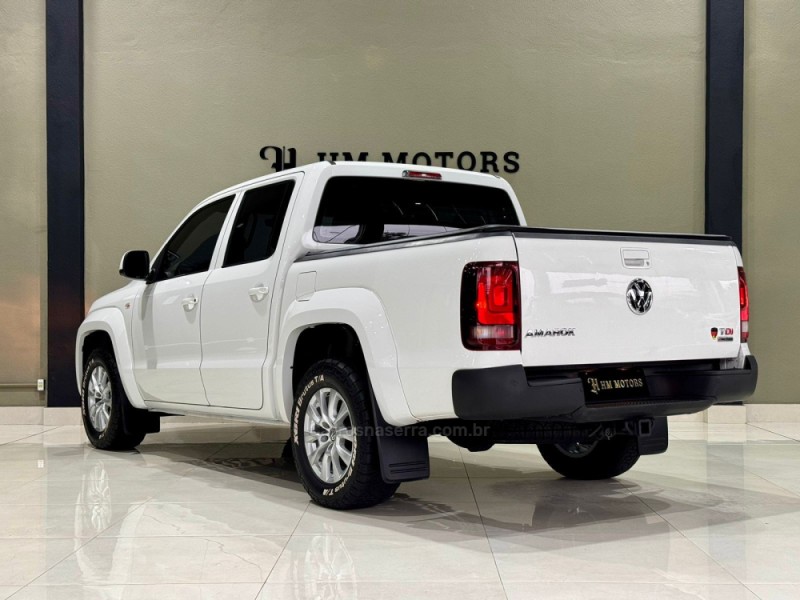 AMAROK 2.0 4X4 TDI COMFORTILINE CD DIESEL 4P AUTOMÁTICO - 2022 - CAXIAS DO SUL