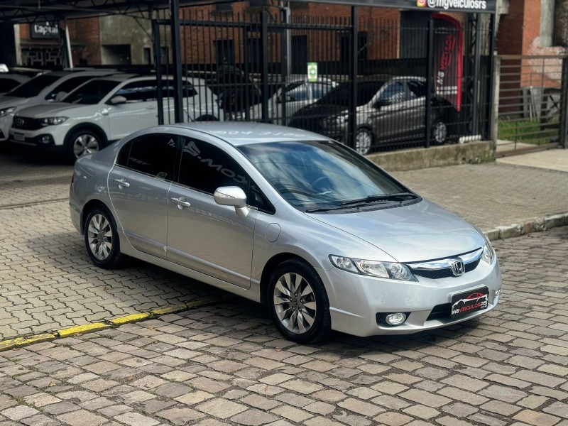 CIVIC 1.8 LXL 16V FLEX 4P AUTOMÁTICO - 2011 - CAXIAS DO SUL