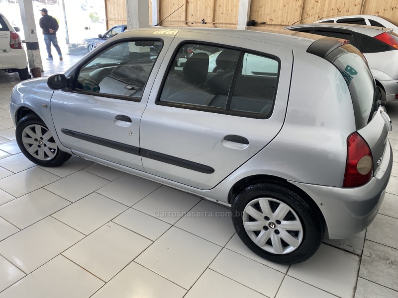 CLIO 1.0 EXPRESSION 16V FLEX 4P MANUAL - 2008 - CAXIAS DO SUL