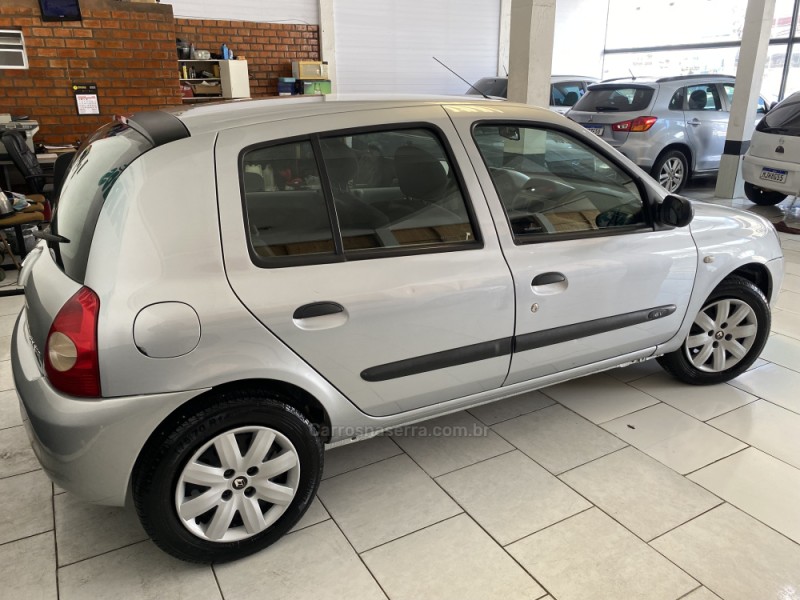 CLIO 1.0 EXPRESSION 16V FLEX 4P MANUAL - 2008 - CAXIAS DO SUL