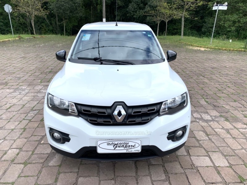 KWID 1.0 12V SCE FLEX INTENSE MANUAL - 2019 - GUAPORé