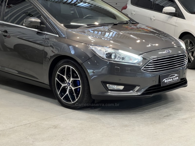 FOCUS 2.0 TITANIUM PLUS 16V FLEX 4P AUTOMÁTICO - 2016 - CAXIAS DO SUL