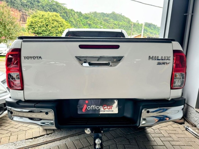 HILUX 2.8 SRV 4X4 CD 16V DIESEL 4P AUTOMÁTICO - 2021 - TRêS COROAS