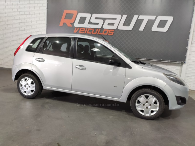 FIESTA 1.0 ROCAM SE 8V FLEX 4P MANUAL - 2014 - VENâNCIO AIRES