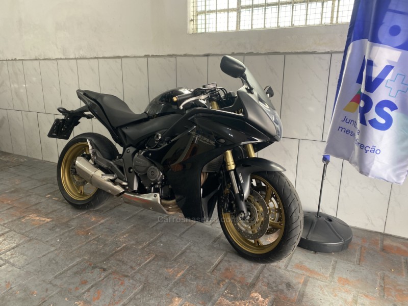 CBR 600F  - 2013 - CAXIAS DO SUL