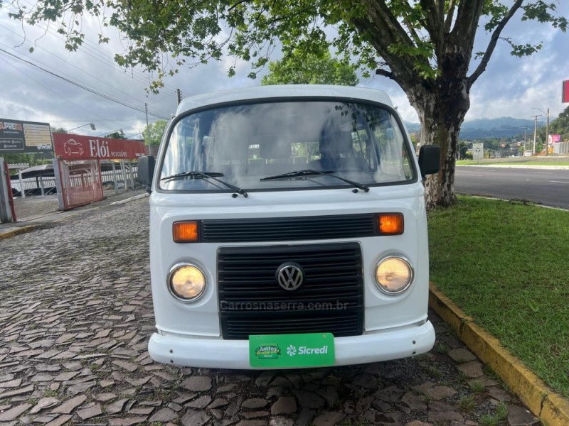 KOMBI 1.4 MI STD LOTAÇÃO 8V FLEX 3P MANUAL - 2012 - DOIS IRMãOS