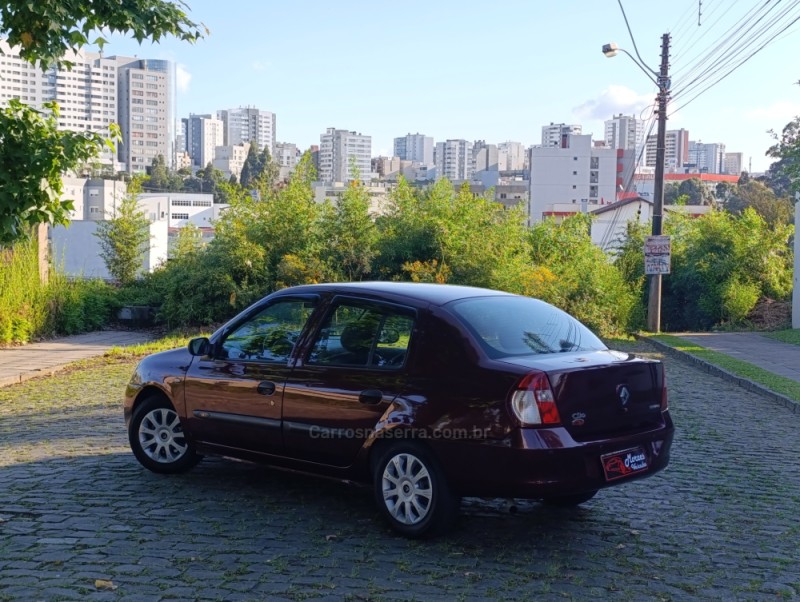 CLIO 1.0 AUTHENTIQUE 16V GASOLINA 4P MANUAL - 2007 - CAXIAS DO SUL