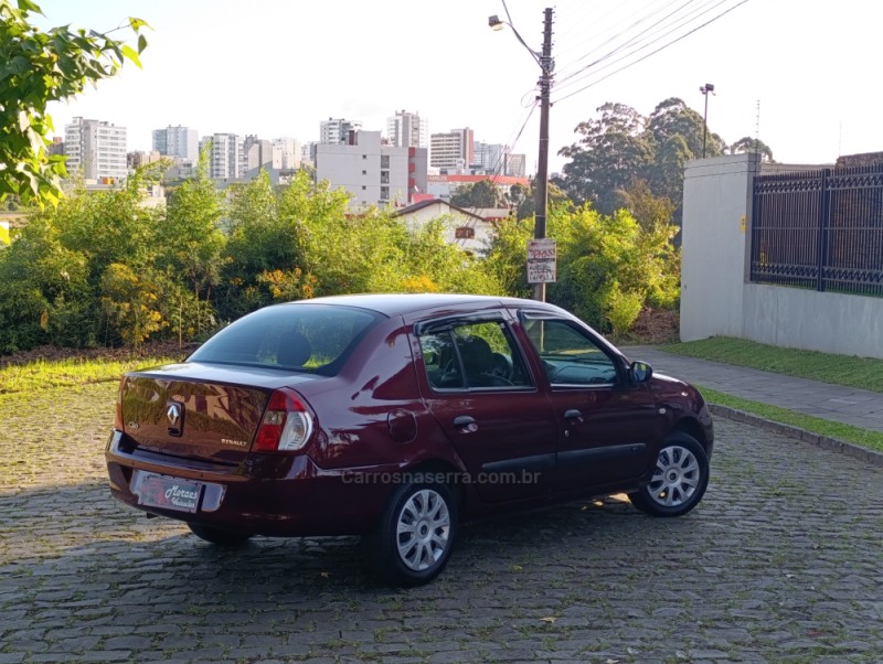 CLIO 1.0 AUTHENTIQUE 16V GASOLINA 4P MANUAL - 2007 - CAXIAS DO SUL