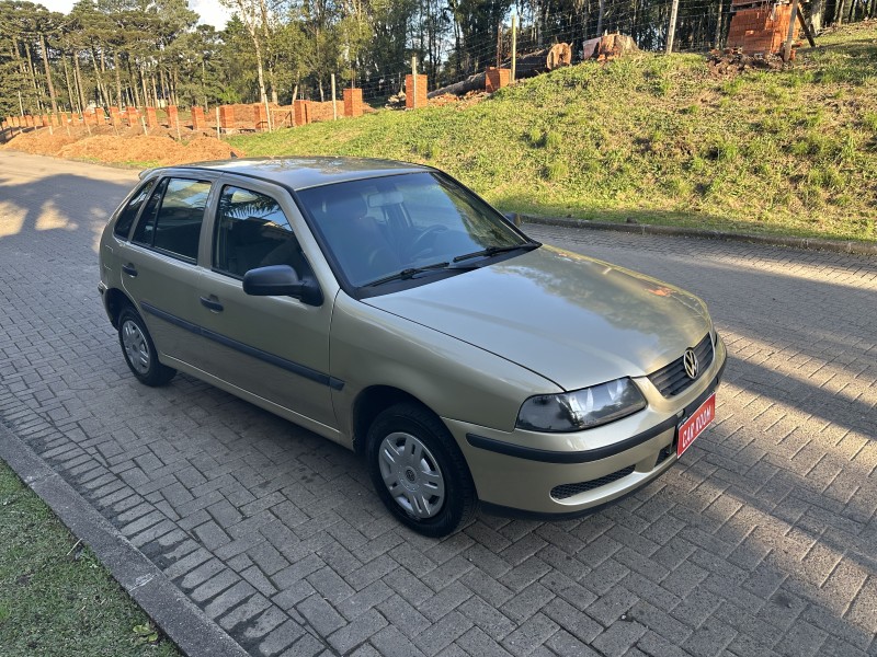 GOL 1.0 MI HIGHWAY 16V GASOLINA 4P MANUAL G.III - 2002 - CAXIAS DO SUL