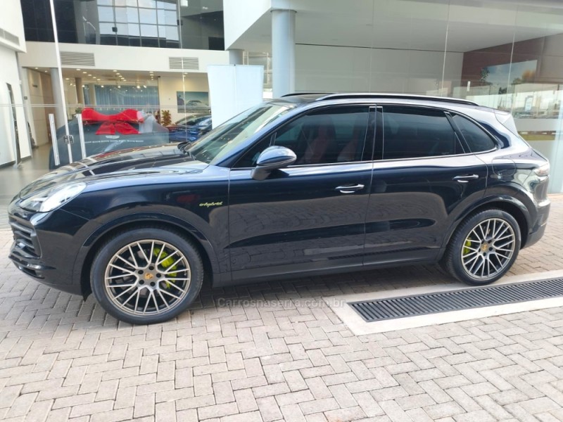 CAYENNE 3.0 S V6 HÍBRIDO 4P TIPTRONIC - 2023 - CAXIAS DO SUL