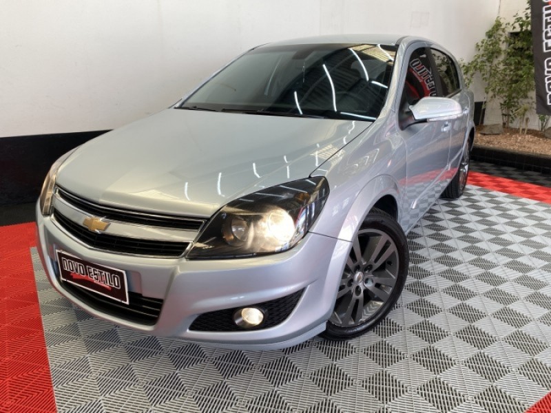 VECTRA 2.0 MPFI GT HATCH 8V FLEX 4P MANUAL - 2011 - CAXIAS DO SUL