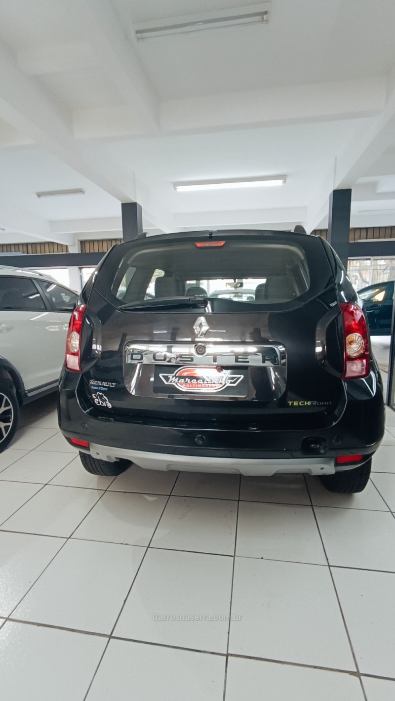 DUSTER 1.6 DYNAMIQUE 4X2 16V FLEX 4P MANUAL - 2013 - CAXIAS DO SUL