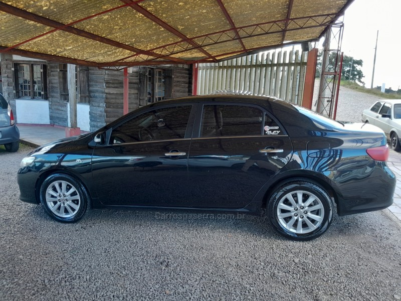 COROLLA 2.0 ALTIS PREMIUM 16V FLEX 4P AUTOMÁTICO - 2011 - VERANóPOLIS