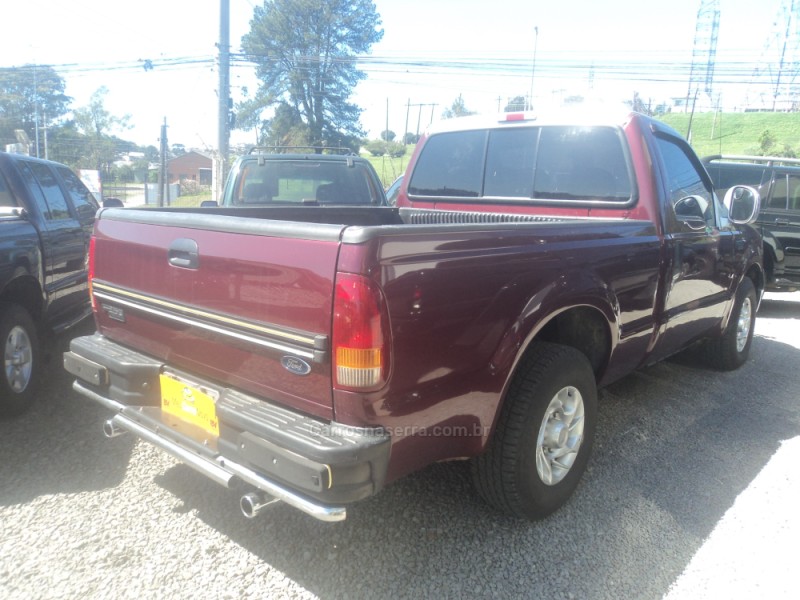 F-250 4.2 XL 4X2 CS TURBO INTERCOOLER DIESEL 2P MANUAL - 2002 - FARROUPILHA